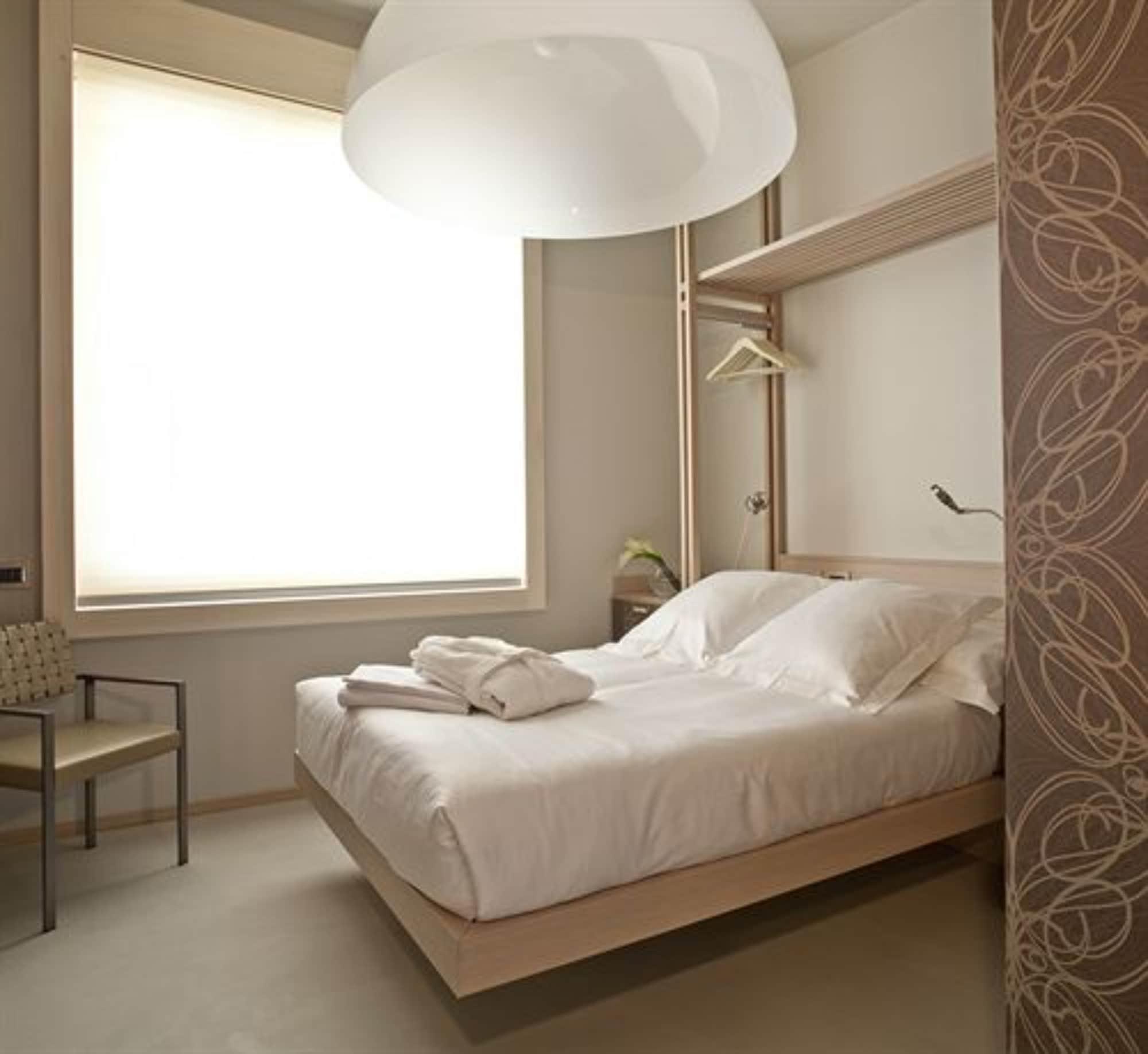 Nu Hotel Milánó Szoba fotó